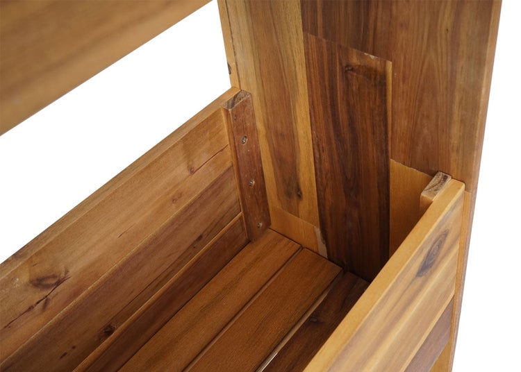 Detailansicht der Innenkonstruktion eines Pflanzkastens aus Akazienholz mit sichtbarer Holzmaserung und verschraubten Holzelementen.