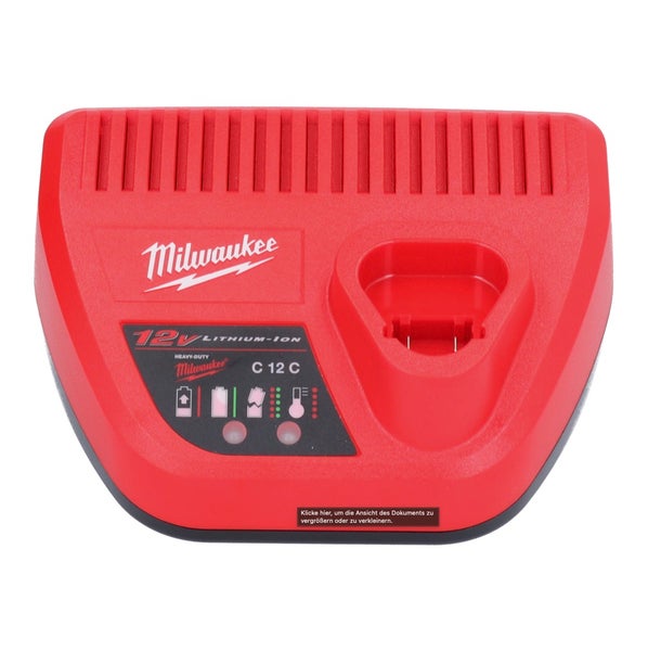 Milwaukee Akku-Ladegerät für 12 Volt Lithium-Ionen-Akkus Modell C 12 C mit LED-Statusanzeigen und Milwaukee Logo.