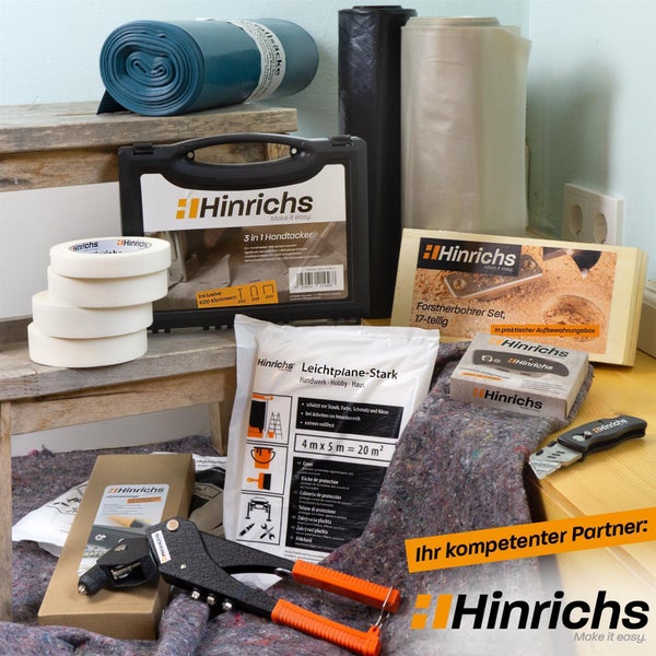 Hinrichs Heimwerker-Sortiment mit Handtacker, Forstnerbohrer-Set, Blindnietzange, Abdeckplanen, Klebeband und Malervlies. Hinrichs Logo.