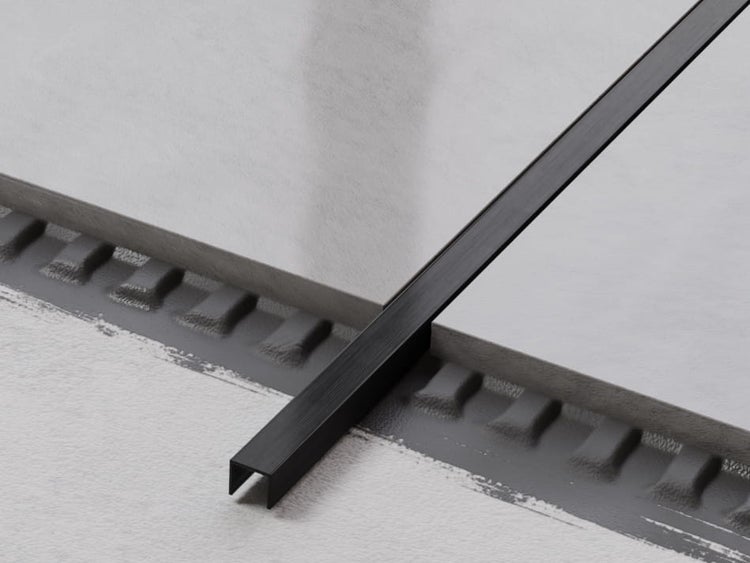 Fliesenprofil für den Wand- und Bodenbereich