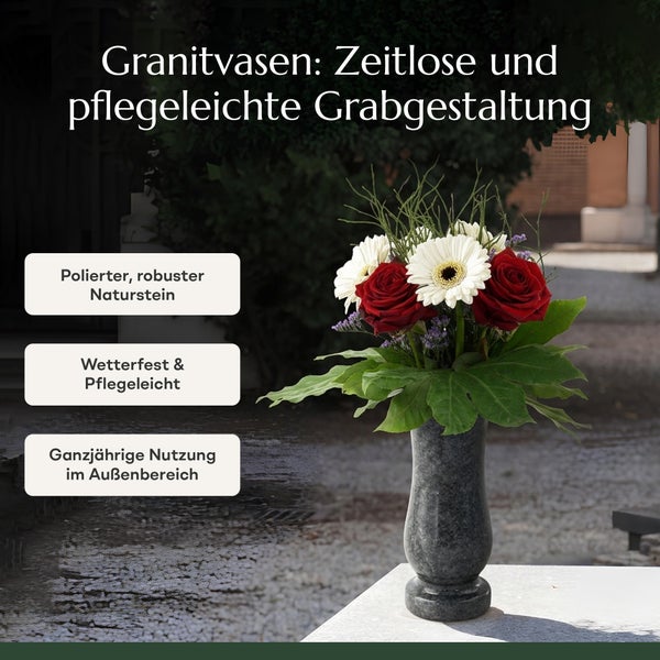 Granitvase mit Blumenstrauß für die Grabgestaltung, aus poliertem Naturstein, wetterfest, pflegeleicht und für den Außenbereich geeignet.