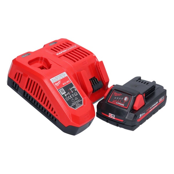 Milwaukee Schnellladegerät M12-18FC und Milwaukee M18 REDLITHIUM High Output Akku mit 3,0 Amperestunden.