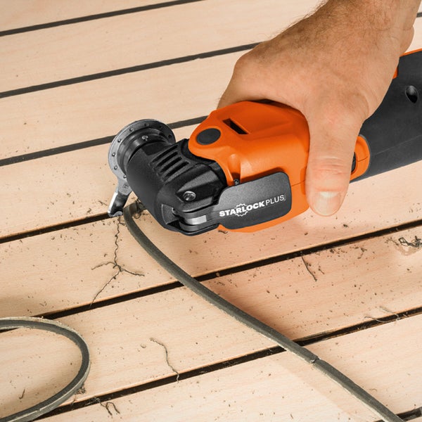 Rollo mit horizontalen Streifen