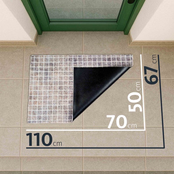 Fußmatte mit Mosaikmuster und Größenangaben