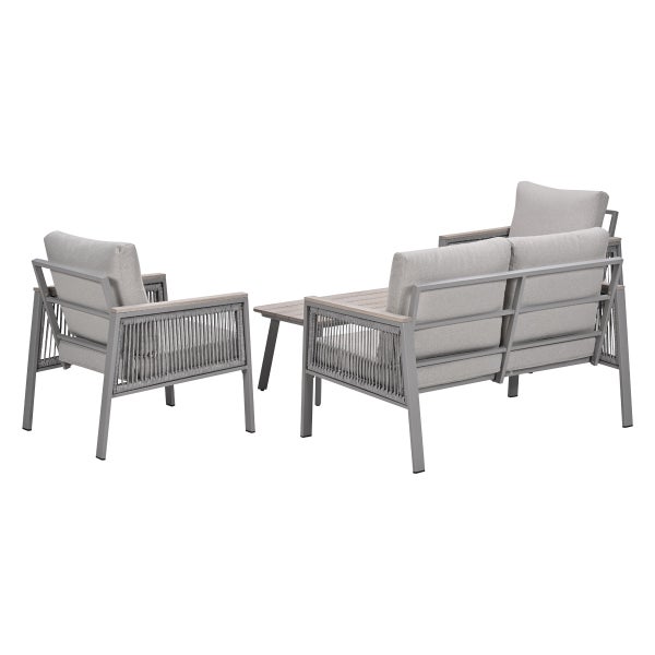 Garten-Lounge-Set bestehend aus einem Zweisitzer-Sofa, zwei Sesseln und einem Tisch. Metallgestelle mit Seilbespannung und Holzarmlehnen.