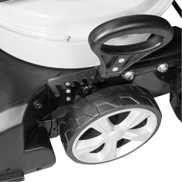 Detailansicht Rasenmäher mit Höhenverstellung