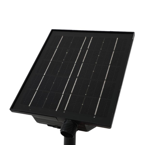 Rechteckiges Solarpanel mit schwarzem Rahmen für Gartenbeleuchtung oder Solarbrunnen.