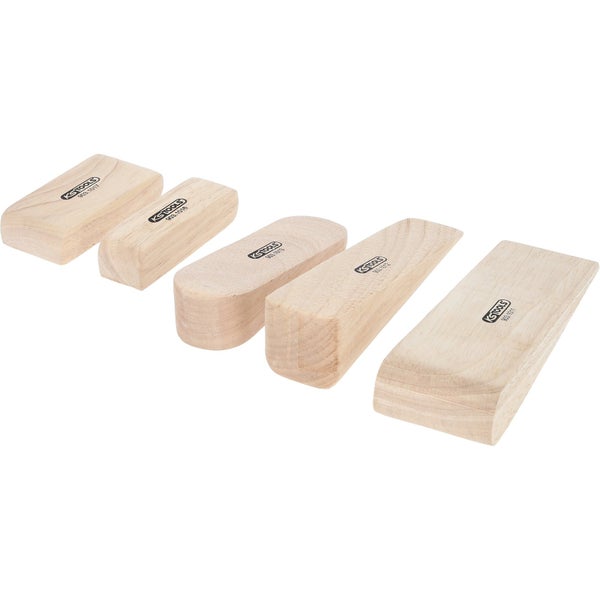 Fünf Holzkeile der Marke KSTOOLS in verschiedenen Größen.