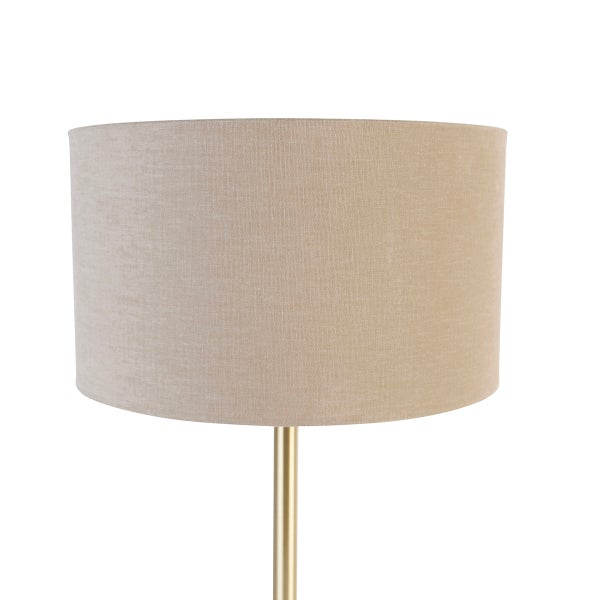 Stehlampe mit Lampenschirm