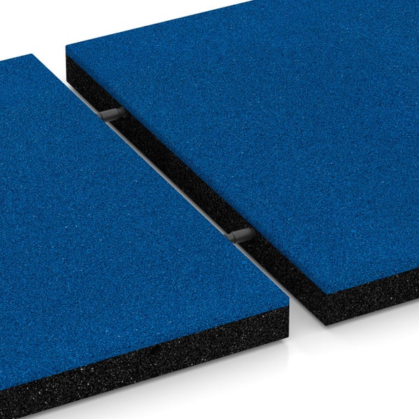 Zwei blaue Fallschutzmatten aus Gummigranulat werden mit Verbindungsstiften zusammengesteckt.