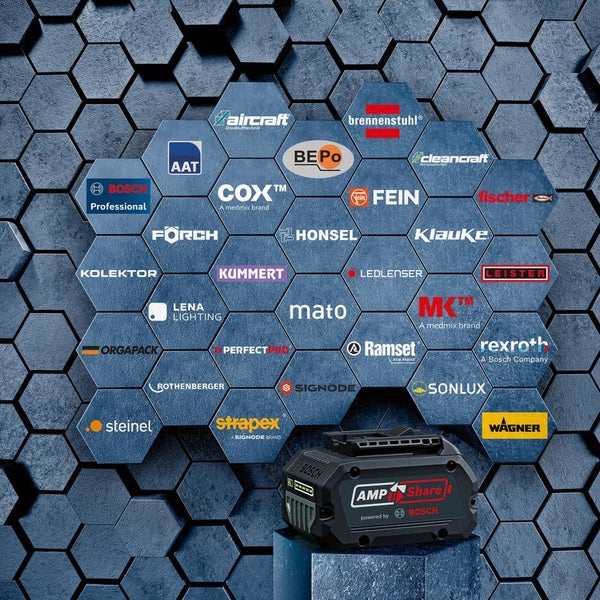 Detailansicht eines Badezimmerschranks mit strukturierter Oberfläche