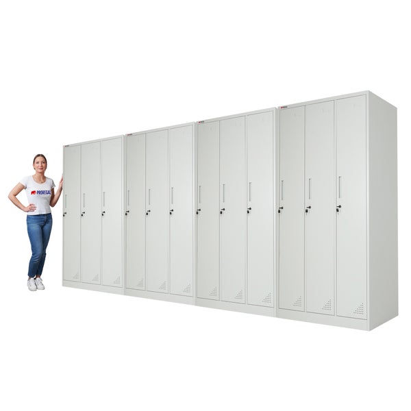 Proregal Garderobenschrank aus Metall mit 12 abschließbaren Abteilen, lichtgrau, Person für Größenvergleich.