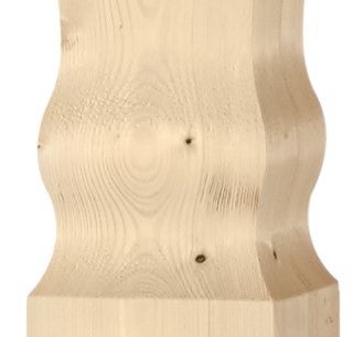 Profilierter Holzpfosten mit sichtbarer Holzmaserung