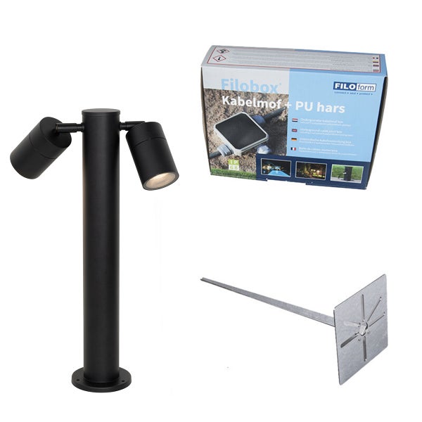 Außenleuchte Set bestehend aus einer schwarzen Pollerleuchte mit zwei Strahlern, einer Kabelmuffe inklusive Kunstharz und einem Erdspieß.
