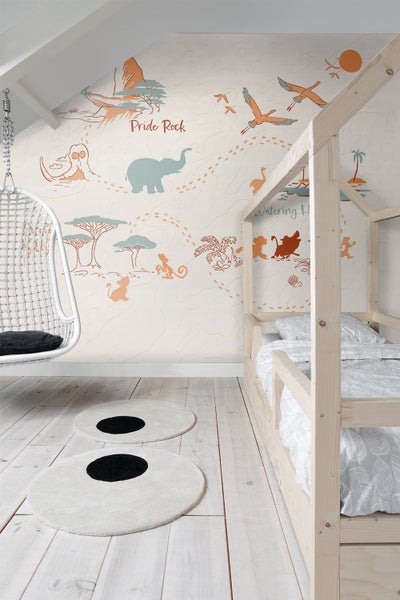 Kinderzimmer mit Wandbild, Hängekorbsessel und Holzbett