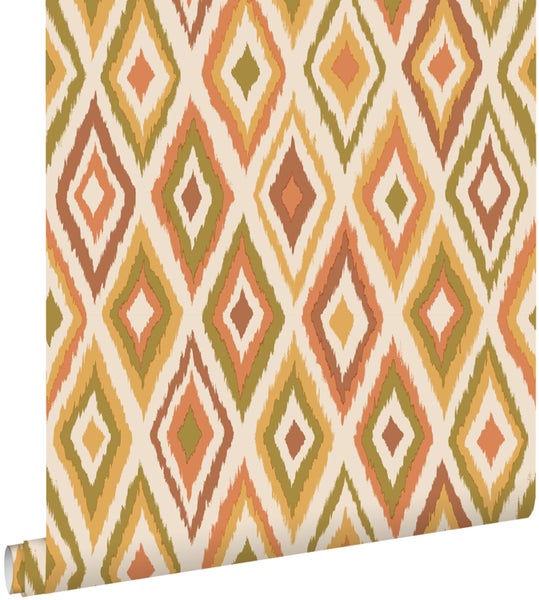 Tapetenrolle mit Rautenmuster