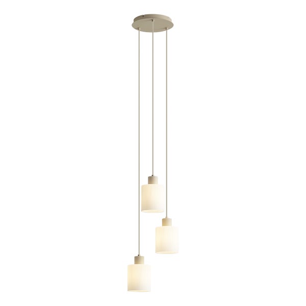 Dreiflammige Pendelleuchte mit zylindrischen, geriffelten Schirmen in Beige, hängend auf verschiedenen Höhen.