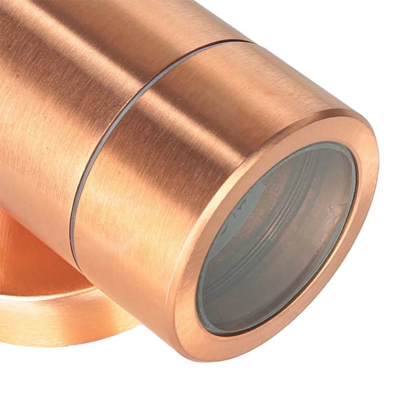 Nahaufnahme einer Kupfer Wandleuchte