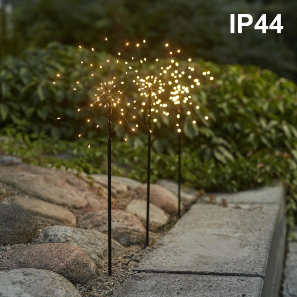 Drei LED-Gartenleuchten mit Schutzart IP44