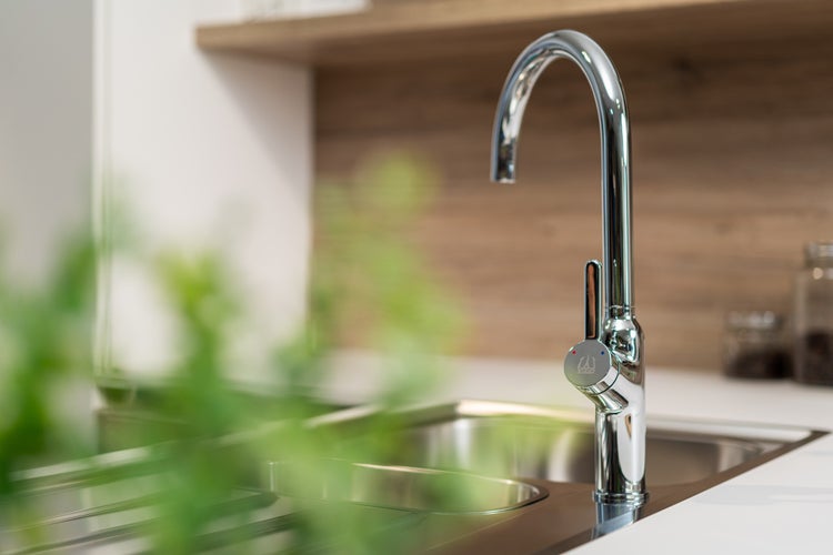 Wasserhahn Küchenarmatur, BOD, mit 360° schwenkbarem U-Auslauf, Verchromt