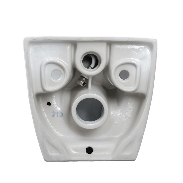 Rückansicht einer bodenstehenden Keramiktoilette mit Wasseranschluss, Abflussöffnung und Befestigungslöchern.