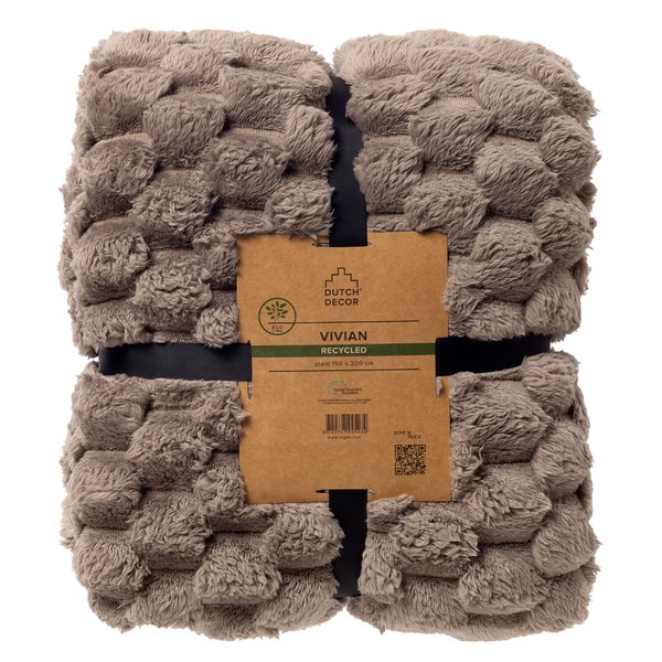Dutch Decor Wohndecke Vivian aus recyceltem Polyester mit flauschiger Struktur, 150 mal 200 Zentimeter.