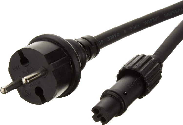 Schwarzes Stromkabel mit Stecker und Kupplung