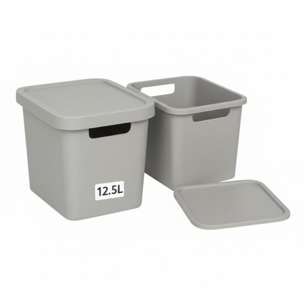 Zwei graue Aufbewahrungsboxen mit Deckel, eine Box mit einem Fassungsvermögen von 12,5 Litern