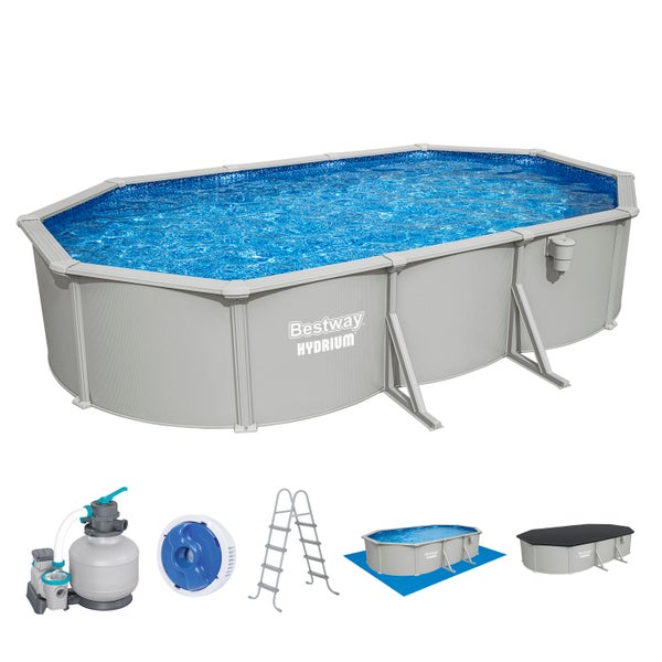 Bestway Hydrium Oval-Stahlwandpool-Set mit Sandfilteranlage, Sicherheitsleiter, Bodenplane und Abdeckplane.