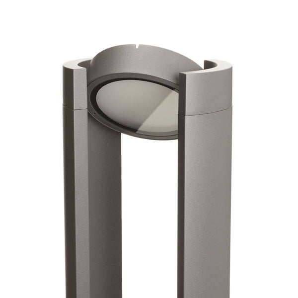 Anthrazitfarbene Wegeleuchte für den Außenbereich mit verstellbarem rundem Kopf aus Metall.