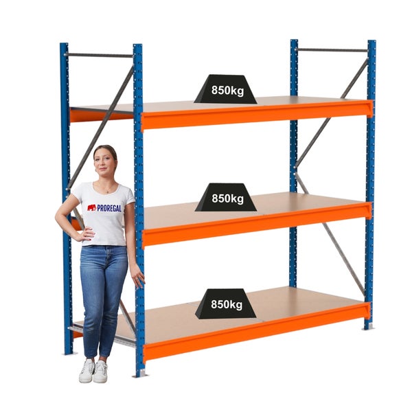 Lagerregal mit drei Ebenen und einer Traglast von 850 Kilogramm pro Ebene