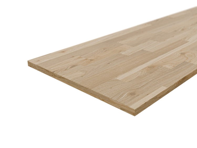 Massivholzplatte aus Eiche mit keilgezinkten Lamellen für den Möbelbau oder als Arbeitsplatte.