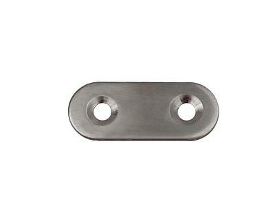 Flachverbinder aus Metall mit zwei Senkbohrungen zur stabilen Verbindung von Bauteilen.