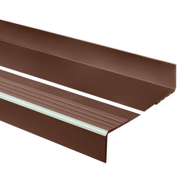 Treppenkantenprofil aus PVC mit Antirutsch-Rillen und Sichtkante.