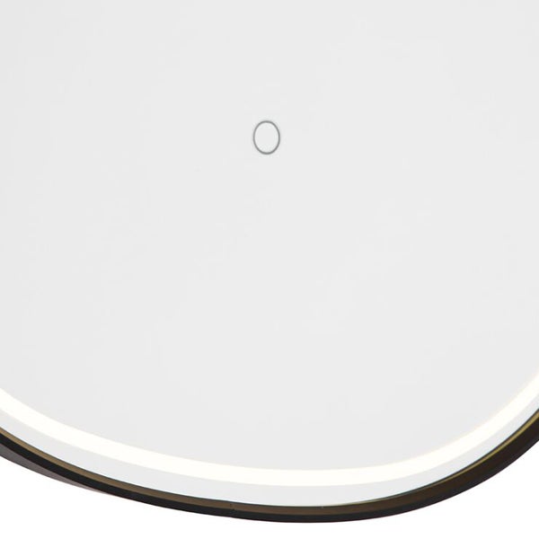 Detailansicht eines Spiegels mit Licht und Bedienelement