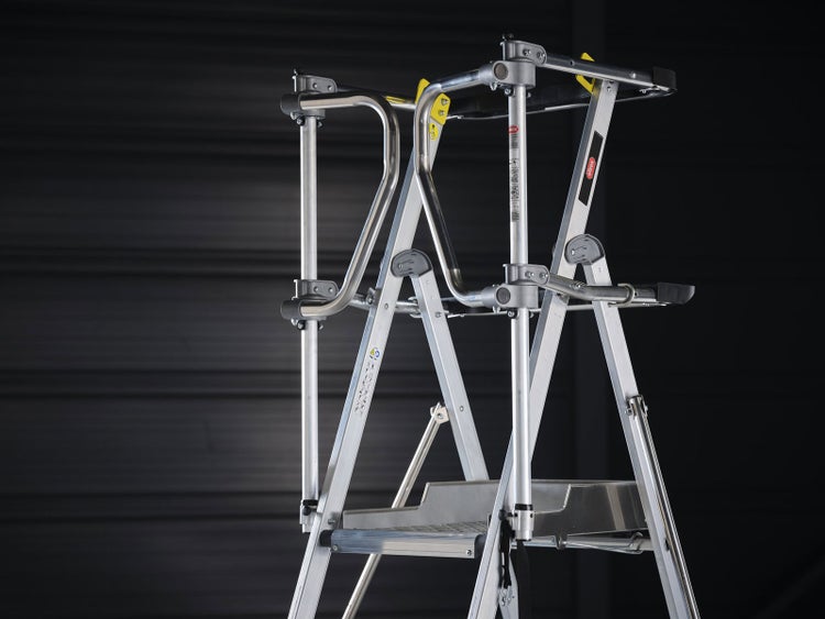 Aluminium Arbeitsplattform mit Geländer für sicheres Arbeiten