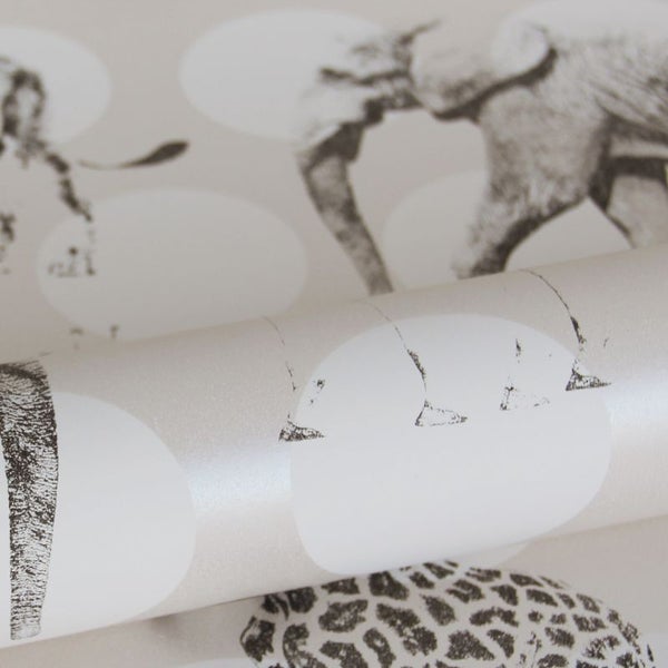 Tapetenrolle mit Tiermotiven in Kreisen