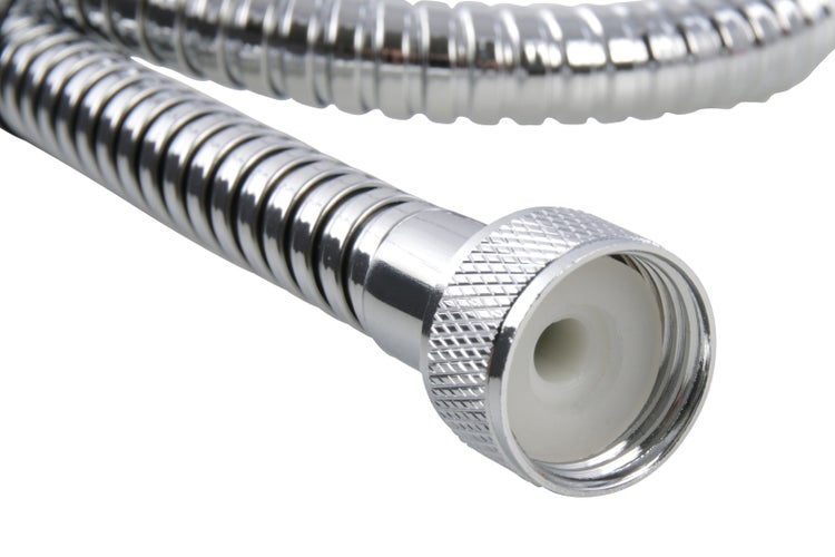 Calmwaters® Brauseschlauch in chrom, 60 cm Länge mit Knickschutz, mit Standard-Anschluss in 1/2, aus Metall, Duschschlauch 0,6 m, 23AG6203