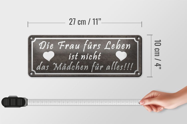 Blechschild Spruch 27x10cm Frau ist nicht Mädchen für alles Dekoration