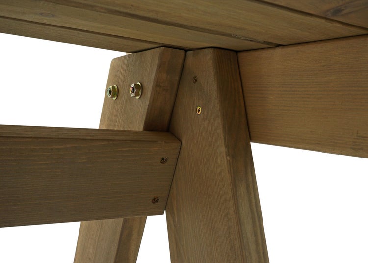 Detailansicht eines Holztisches mit Schrauben und Bolzen