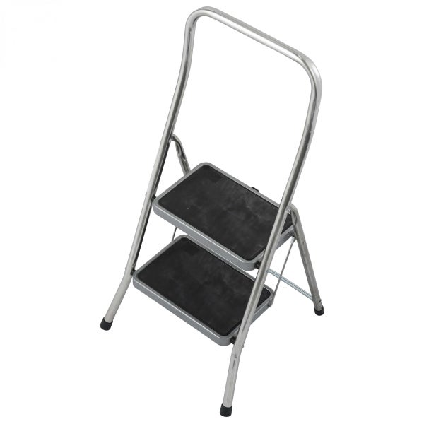 Zweistufige Haushaltsleiter aus Metall