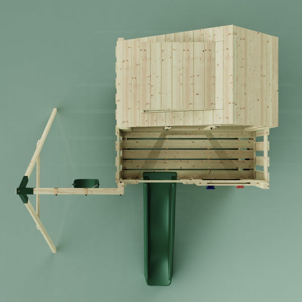 Aufnahme von oben eines Spielturms aus Holz mit Rutsche und Schaukel