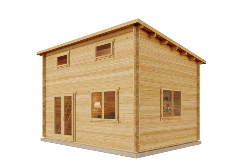 Zweistöckiges Gartenhaus aus naturbelassenem Holz mit Pultdach, Glas-Doppeltür und mehreren Fenstern.