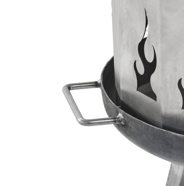 Detailansicht Feuerkorb mit Flammenmuster und Griffen