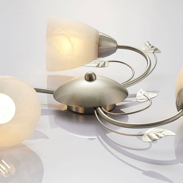 Deckenleuchte mit Blättern und Lampenschirmen