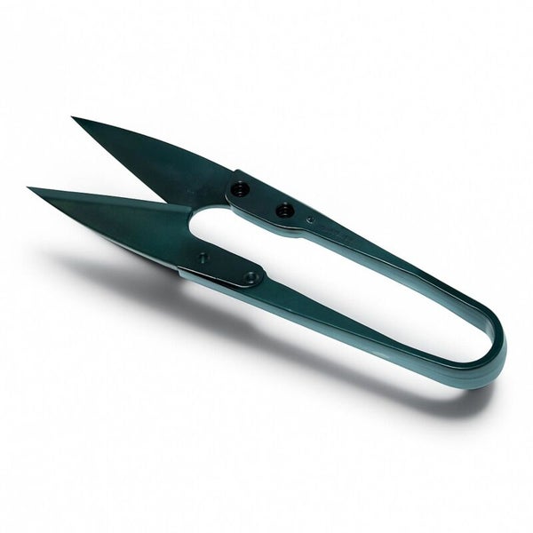 Fadenschneider aus Metall mit scharfen Klingen zum Schneiden von Fäden