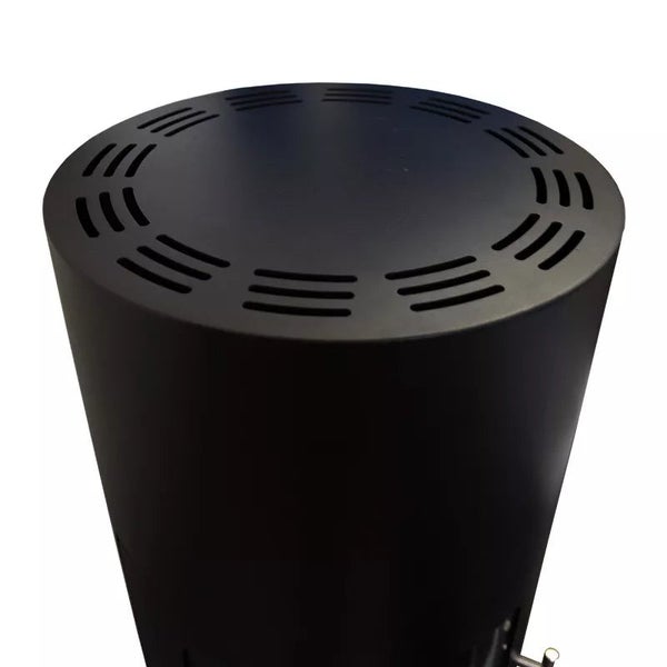 Detailansicht eines runden, schwarzen Heizstrahlers mit Lüftungsschlitzen.