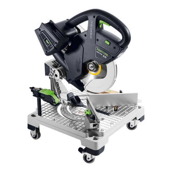 Festool Akku-Leistensäge SYMC 70 EB mit symmetrischem Anschlagsystem, Sägeblatt und fahrbarem Untergestell.