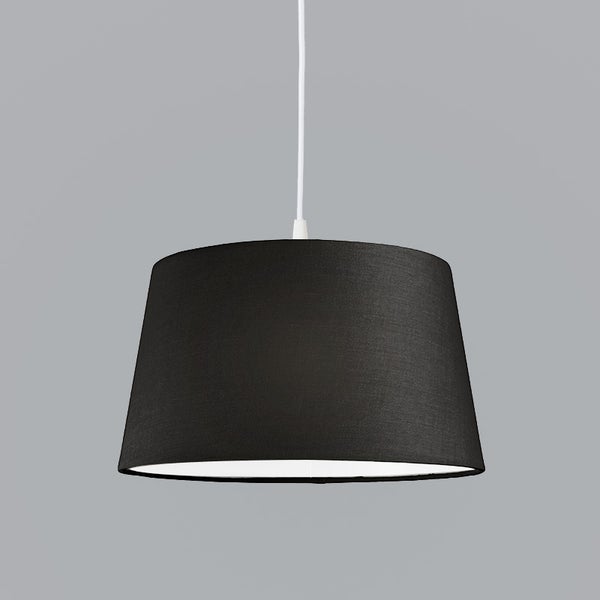 Schwarze Hängelampe mit Stoffschirm