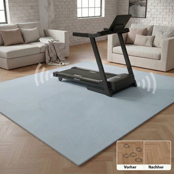 Bodenschutzmatte für Fitnessgeräte unter einem Laufband im Wohnzimmer, reduziert Vibrationen und schützt den Boden vor Abdrücken.